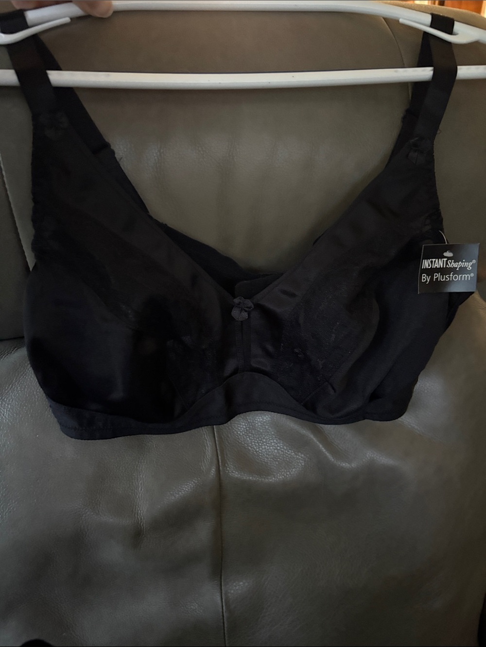 Instant Shaping Wireless Bra by Playform - Black